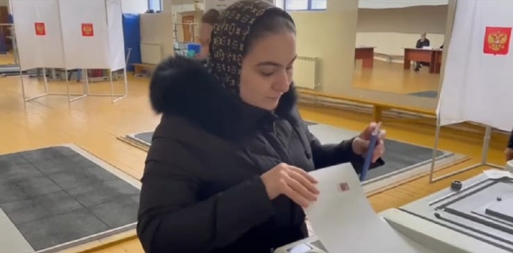 Халимат Хамутаева сделала выполнила свой гражданский долг